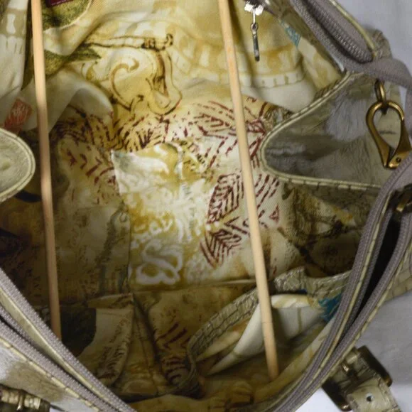 Matteo Mio By Edmond Salama Large Croc Embossed Olive Green Tote - Canada - Picture 5 of 6